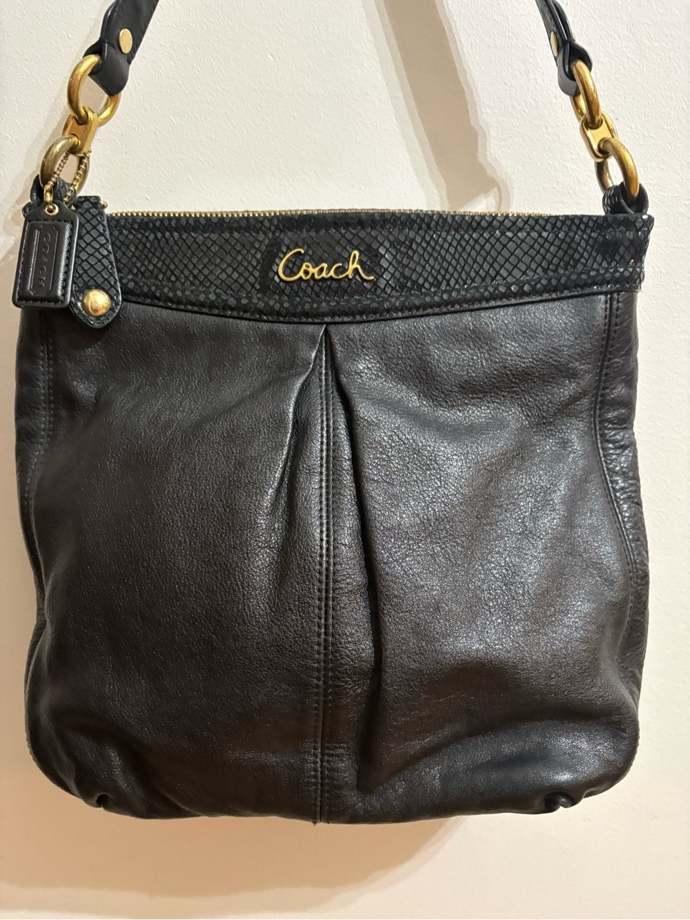 2010s Coach Black Leather Shoulder Bag with Gold Hardware - Picture 2 of 12
